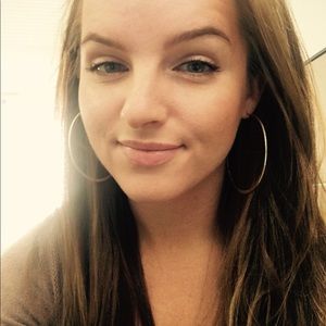 Meet your Posher, Diana